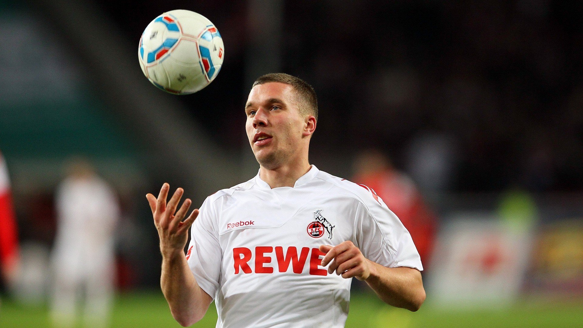 “帕布罗·马特拉的坚韧斗志，让阿根廷美洲狮队防线更加不可撼动”